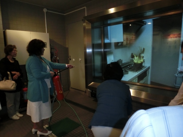 見て触れて 体験して防災を学ぼ 法人会リレーニュース 全国法人会総連合 見て触れて 体験して防災を学ぼ 法人会リレーニュース 全国法人会総連合